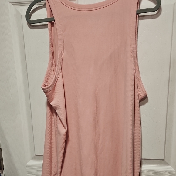 Torrid Pink Sleeveless Tank Top - Picture 4 of 4